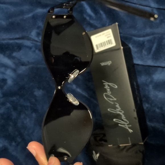 Dime x Alondra sunglasses - Picture 3 of 3